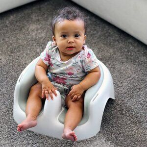 NEW Bumbo Infant Baby Sit up Floor Seat LITE Cool Grey